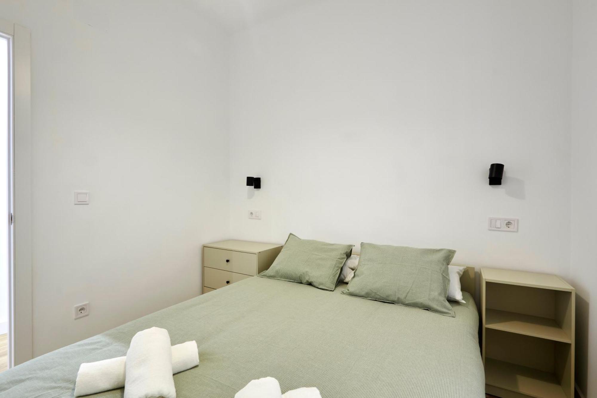 Comfortable Apartment Next To Apolo Theater Barcelona Eksteriør bilde